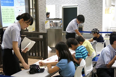 鉄道おしごと体験の様子2 鉄道おしごと体験の様子2