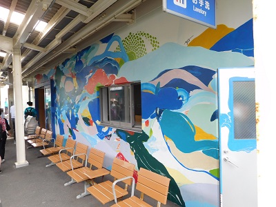 周参見駅 周参見駅