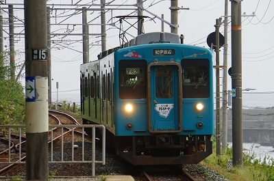 ラッピング車両 ラッピング車両